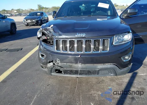 2015 Jeep Grand Cherokee Laredo z USA, uszkodzony, nr VIN 1C4RJEAG7FC669645